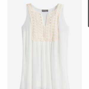 Magnolia Grace Nova Crochet Detail Tunic